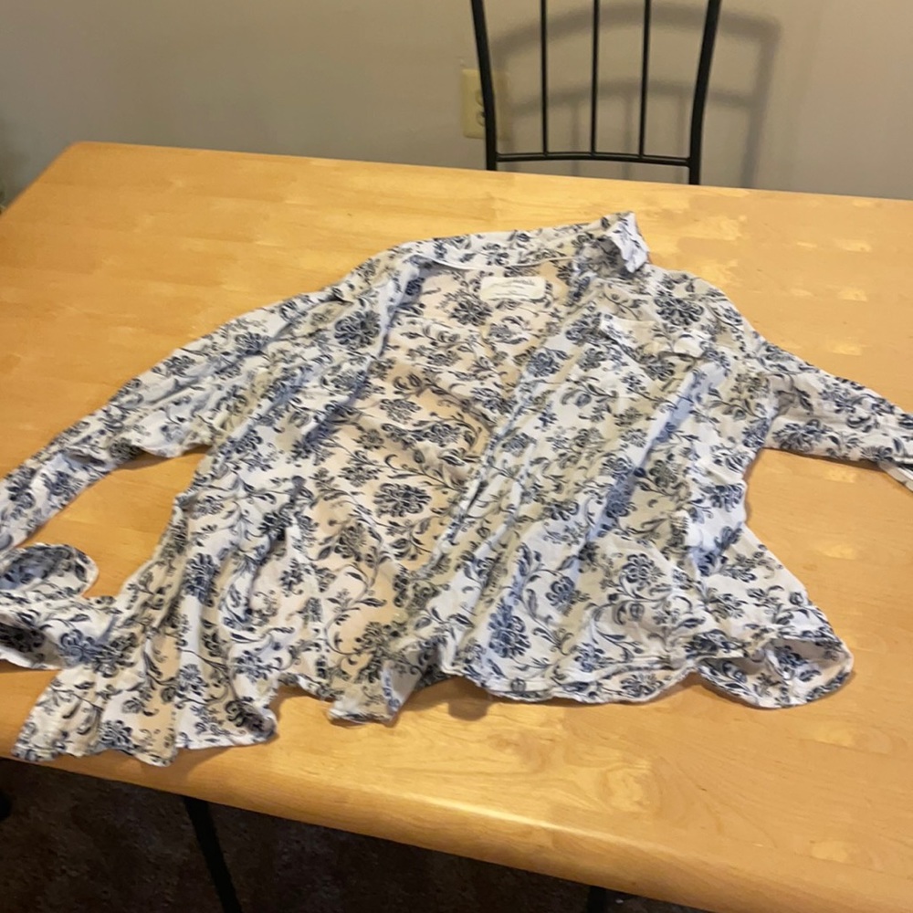 Aeropostale button down shirt
